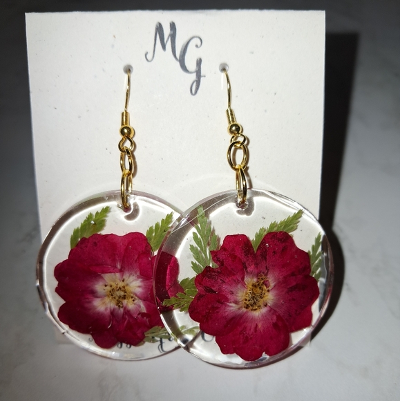Floral Resin Earrings with Gold Accents - Picture 1 of 1